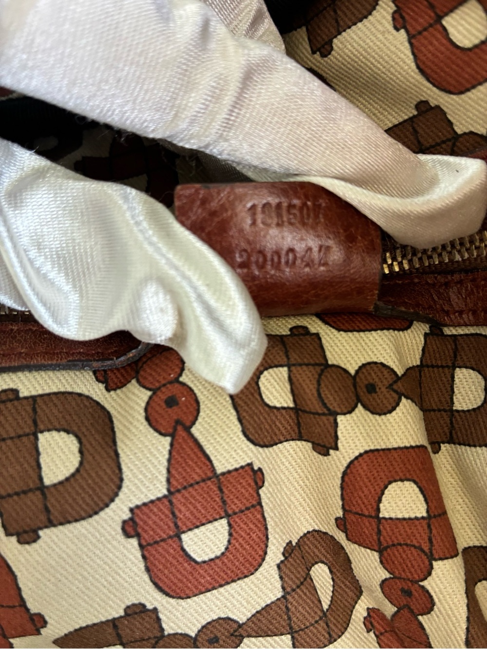 Gucci Brown Leather and GG Canvas Satchel with Gold Hardware - Picture 11 of 12